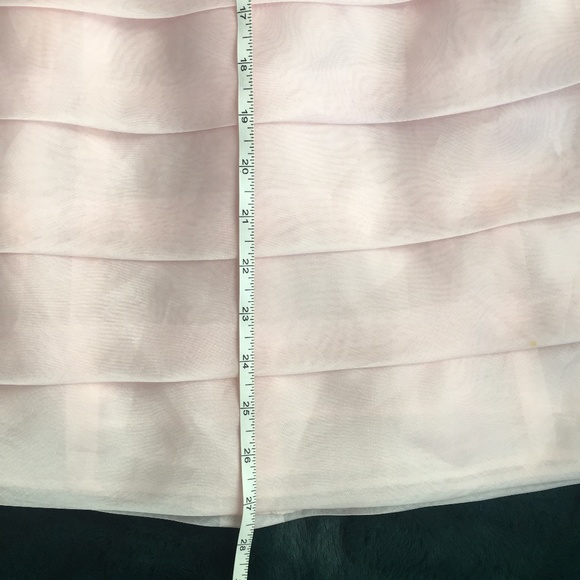 Pretty marshmallow pink layered mini boobtube formal dress. Small - Picture 6 of 6